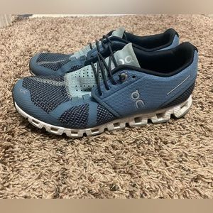 On Cloud Tide/ Magnet size 7.5